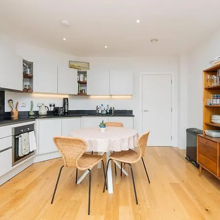 Cosy 2 Bed Flat In Central Bristol On River Avon Exterior photo