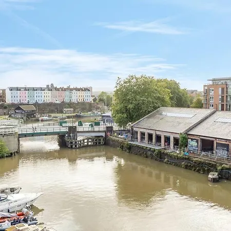 Cosy 2 Bed Flat In Central Bristol On River Avon Exterior photo