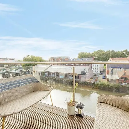 Cosy 2 Bed Flat In Central Bristol On River Avon Exterior photo